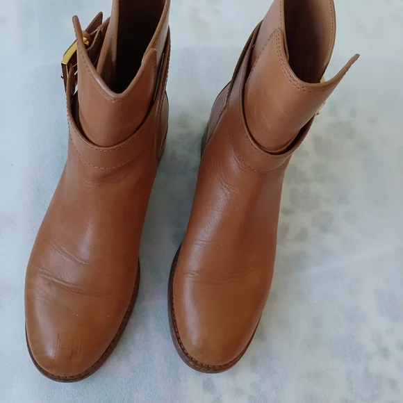Tory Burch Women Brooke Ankle Booties tan calf leather size 6 preowned - Picture 13 of 13